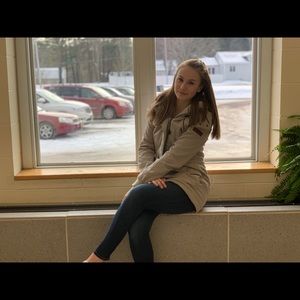 Meet your Posher, Madison